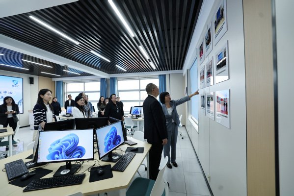 天津产学研基地副总经理王晨受邀出席