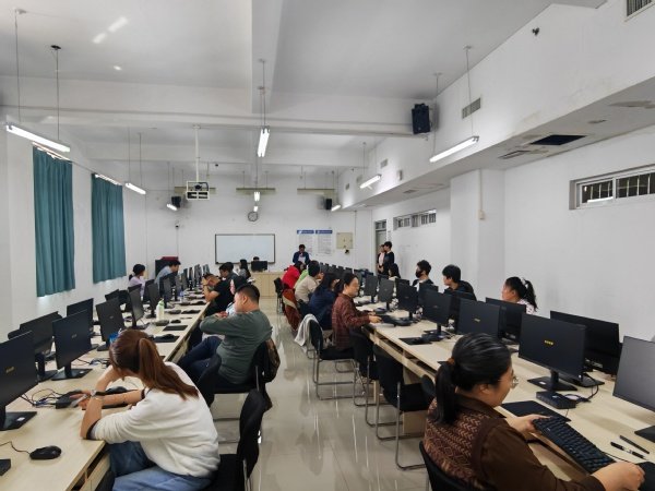 千锦娱乐官网安全访问第十八届青年管理