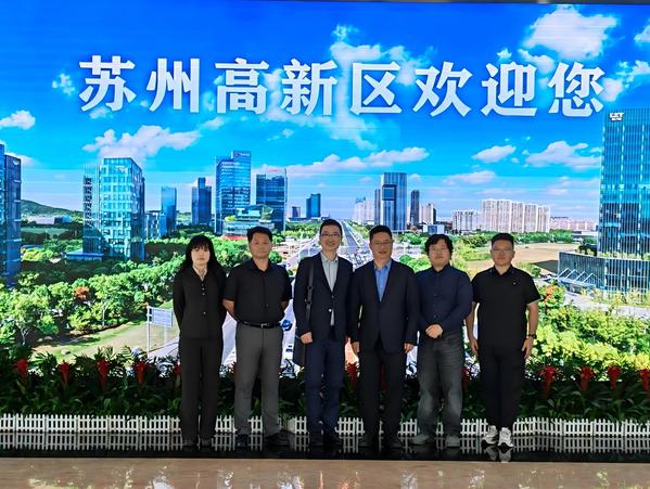 与调研院校负责人开展了深入交流