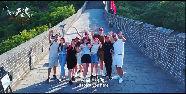 校领导第一时间部署指挥