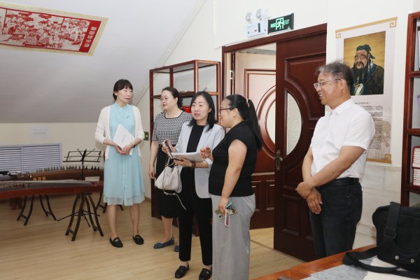 千锦娱乐手机版登录党政领导班子